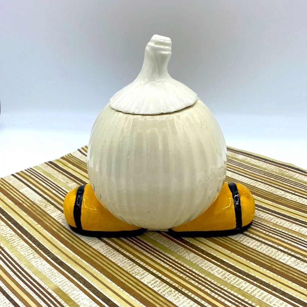 Vintage Lidded Crying Onion Jar Keeper